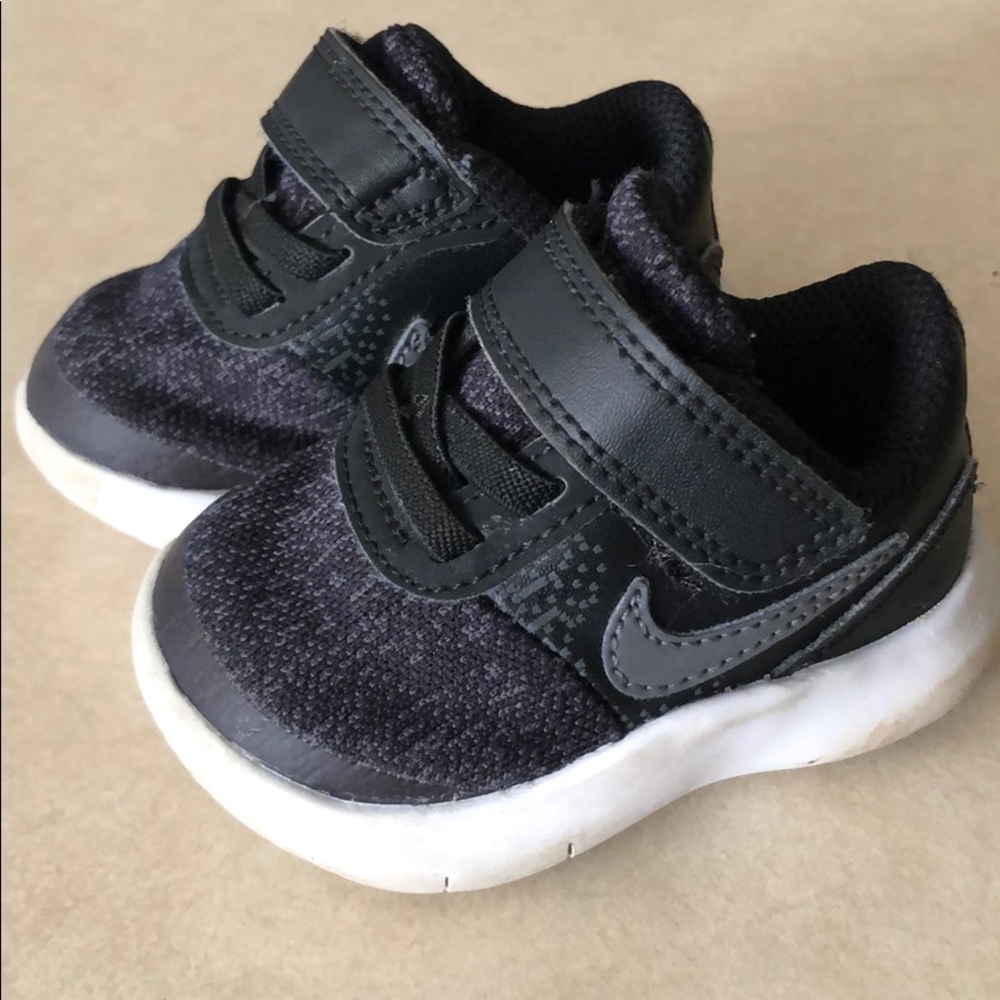 Infant Nike’s